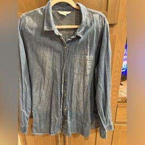 XXL Old Navy Blue ‘Denim’ Button Down shirt